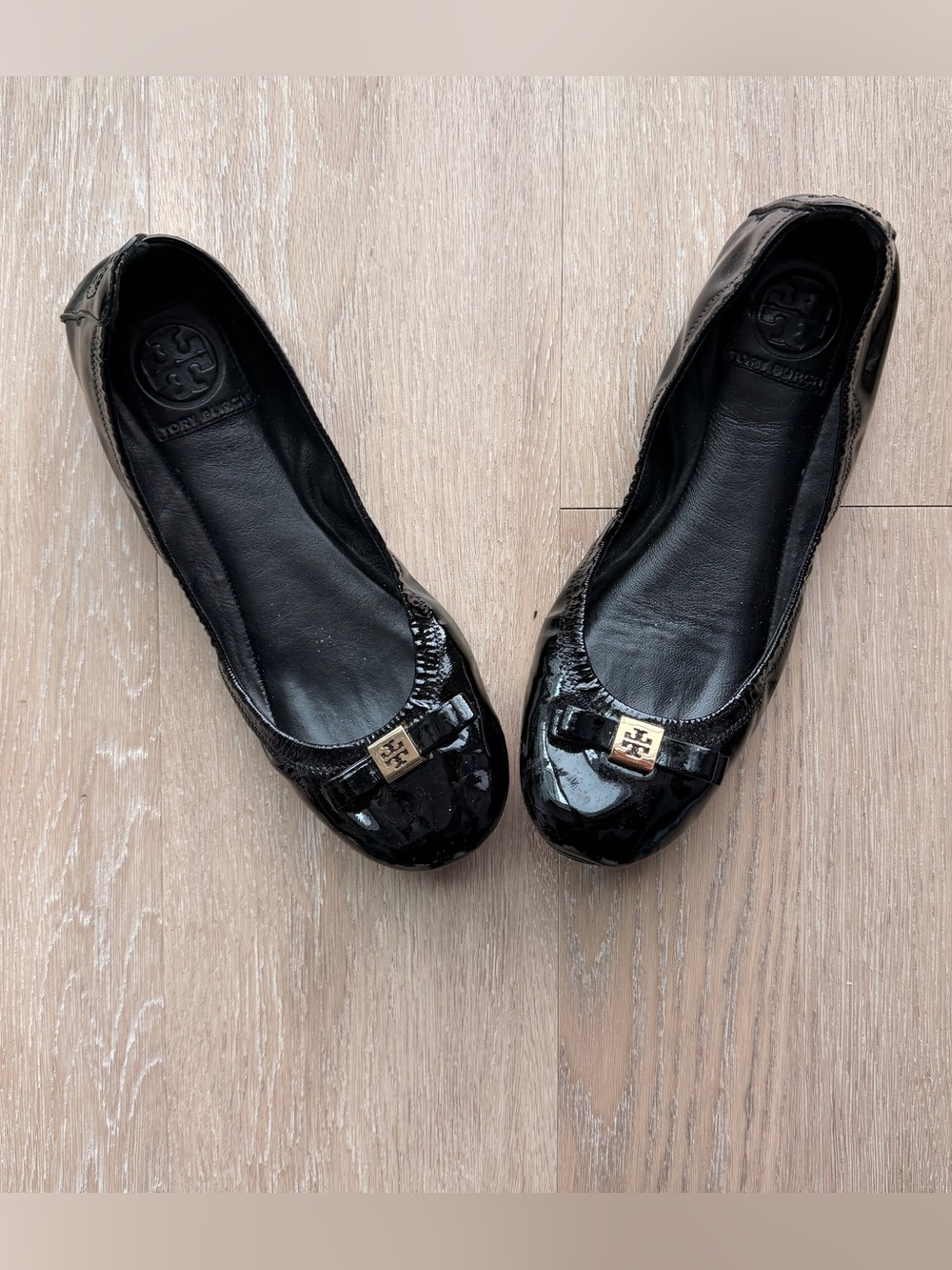 Tory Burch black Eddie bow ballet flats
